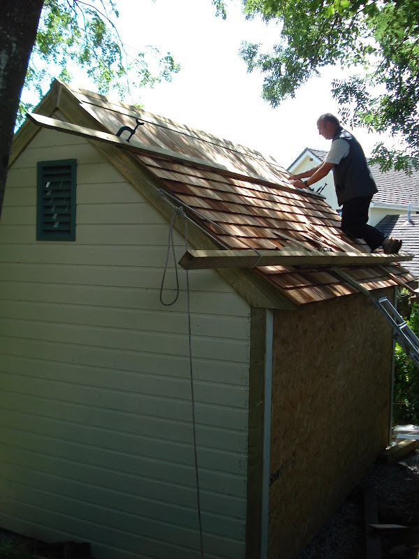 New England Style saltbox roof shed (lots of piccies ...